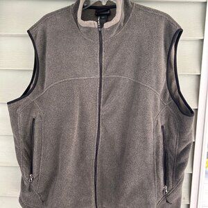 REI Staff Fleece Vest